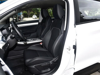 2025 Geely Binyue L, белый, 1500000 рублей, вид 5