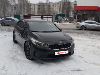 2017 Kia Cerato III Рестайлинг (Classic), чёрный, 1100000 рублей, вид 2