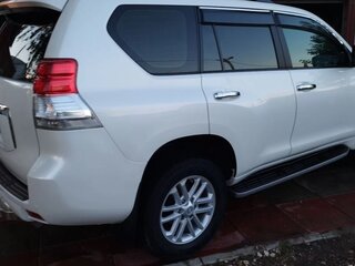 2012 Toyota Land Cruiser Prado 150 Series, белый, 3350000 рублей, вид 5