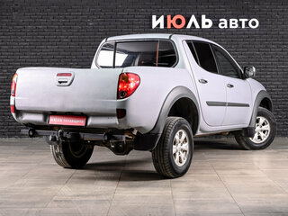 2013 Mitsubishi L200 IV, серый, 1300000 рублей, вид 3