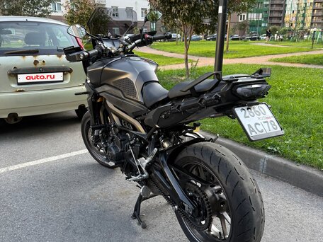 2015 Yamaha MT-09 Tracer (FJ-09), серый, 630000 рублей, вид 5