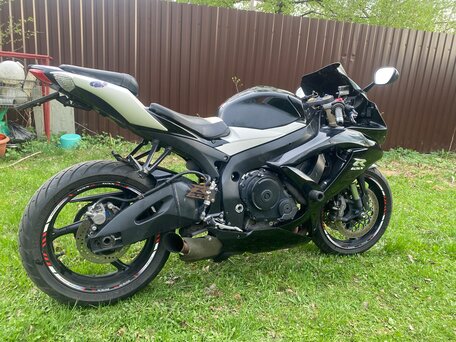 2008 Suzuki GSX-R 600, чёрный, 470000 рублей, вид 2