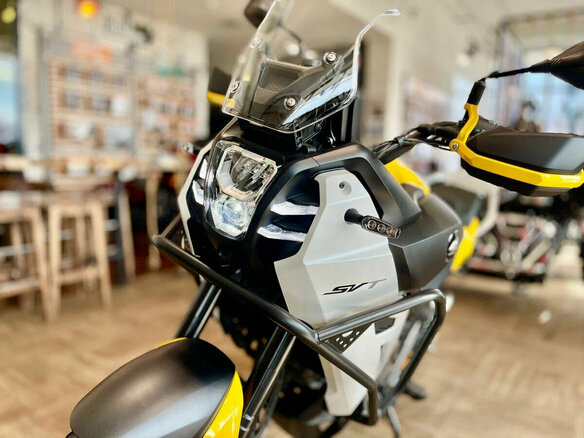 2025 QJMotor SVT 650 X, чёрный, 724000 рублей - вид 12