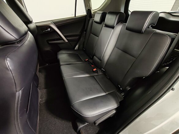 2016 Toyota RAV4 IV (XA40) Рестайлинг, белый - вид 21