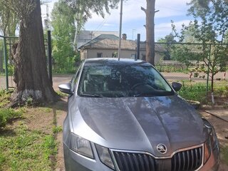 2018 Skoda Octavia III (A7) Рестайлинг, серый, 1850000 рублей, вид 1