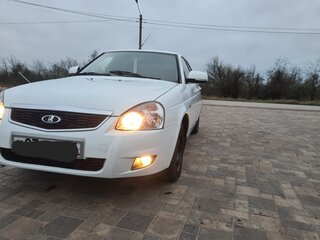2016 Lada (ВАЗ) Priora I Рестайлинг, белый, 630000 рублей, вид 1