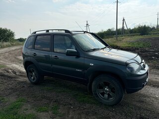 2018 Chevrolet Niva I Рестайлинг, зелёный, 850000 рублей, вид 5
