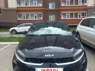 2022 Kia Cerato IV Рестайлинг, чёрный, 2700000 рублей, вид 2