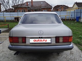 1984 Mercedes-Benz S-Класс 300 II (W126), серебристый, 425000 рублей, вид 4