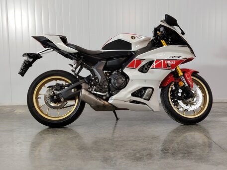 2022 Yamaha YZF-R7, белый, 829000 рублей, вид 1