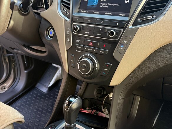 2015 Hyundai Santa Fe III Рестайлинг, бежевый, 2349000 рублей - вид 24