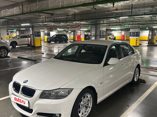 2011 BMW 3 серии 318i V (E90/E91/E92/E93) Рестайлинг, белый, 1485000 рублей, вид 3