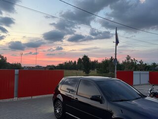 2000 Volkswagen Golf IV, чёрный, 550000 рублей, вид 3