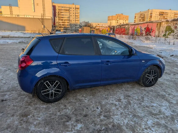 2009 Kia Ceed I, синий, 700000 рублей - вид 1