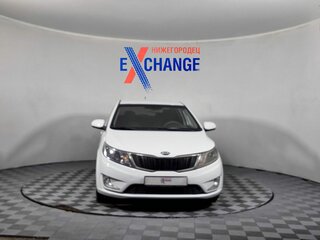 2013 Kia Rio 5-speed III, белый, 629000 рублей, вид 2