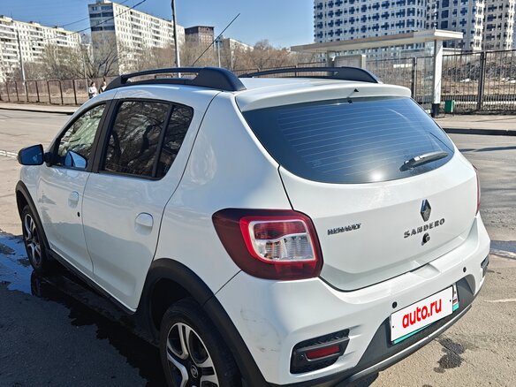 2019 Renault Sandero Stepway II Рестайлинг, белый, 850000 рублей - вид 5