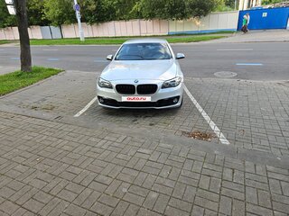 2013 BMW 5 серии 520i VI (F10/F11/F07) Рестайлинг, серебристый, 1570000 рублей, вид 3
