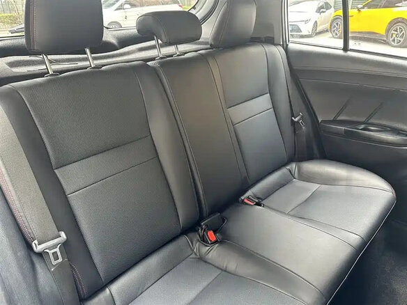 2021 Toyota Yaris L X XP150 Рестайлинг, серебристый, 1130017 рублей - вид 17