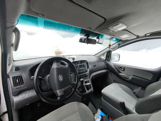 2015 Hyundai H-1 6-speed II, белый, 1300000 рублей, вид 3