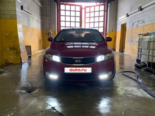 2012 Kia Cerato 6-speed II, красный, 900000 рублей, вид 4