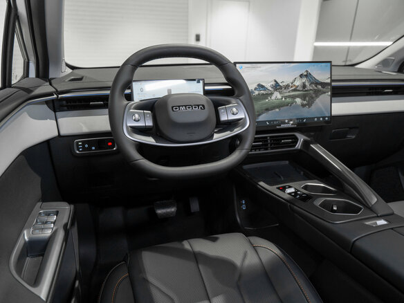 2026 Omoda C5 II, белый, 2779000 рублей - вид 6