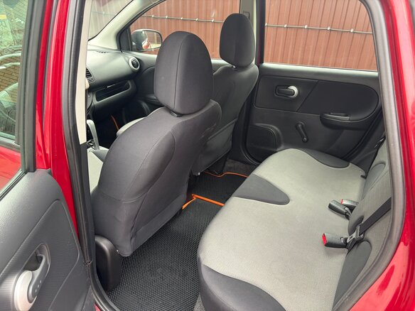 2012 Nissan Note I Рестайлинг, красный, 600000 рублей - вид 10