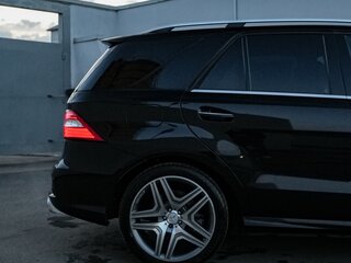 2012 Mercedes-Benz M-Класс AMG 63 AMG III (W166), чёрный, 3200000 рублей, вид 4