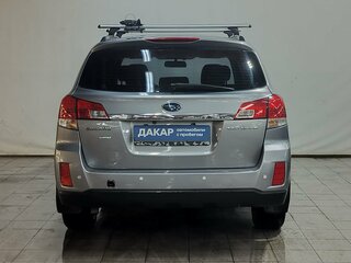 2010 Subaru Outback IV, серебристый, 920000 рублей, вид 5