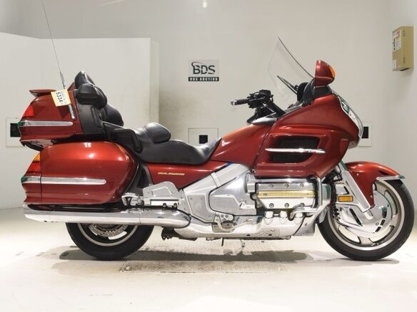 2004 Honda GL 1800 Gold Wing, красный, 740000 рублей - вид 1