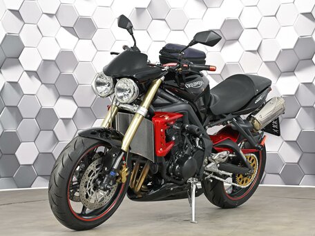 2009 Triumph Street Triple, чёрный, 469000 рублей, вид 2