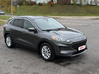 2020 Ford Escape IV, серый, 1570000 рублей, вид 3