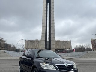 2010 Skoda Octavia II (A5) Рестайлинг, чёрный, 805000 рублей, вид 3