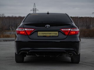2016 Toyota Camry VII (XV50) Рестайлинг, чёрный, 1480000 рублей, вид 4