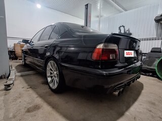 1996 BMW 5 серии 523i IV (E39), чёрный, 950000 рублей, вид 4