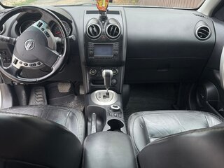 2010 Nissan Qashqai I Рестайлинг, белый, 1100000 рублей, вид 4
