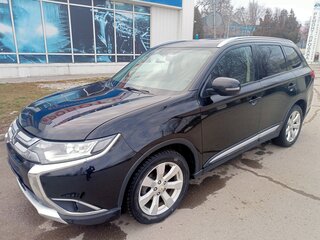 2015 Mitsubishi Outlander III Рестайлинг 2, чёрный, 1700000 рублей, вид 2