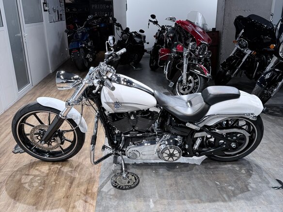 2016 Harley-Davidson Breakout, белый, 1799000 рублей - вид 7