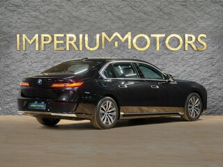2025 BMW 7 серии 740i xDrive VII (G70), чёрный, 16300000 рублей, вид 5