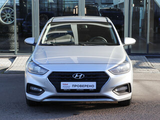 2019 Hyundai Solaris II, серебристый, 914000 рублей, вид 2