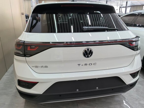 2025 Volkswagen T-Roc I Рестайлинг, белый - вид 5
