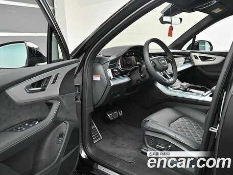 2024 Audi Q7 55 TFSI II (4M) Рестайлинг 2, чёрный, 10390000 рублей, вид 5