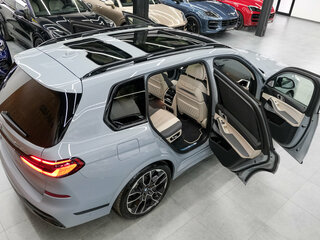 2026 BMW X7 40d I (G07) Рестайлинг, серый, 18300000 рублей, вид 5