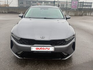 2020 Kia K5 III, серый, 2750000 рублей, вид 1