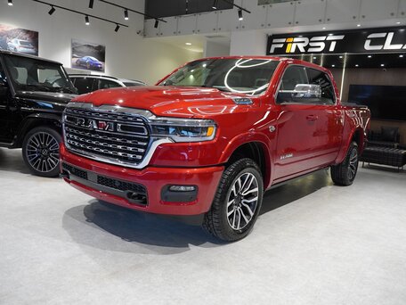 2026 Ram 1500 Crew Cab eTorque V Рестайлинг, пурпурный, 10999000 рублей, вид 2