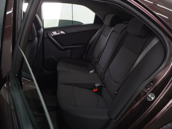 2010 Kia Cerato 5-speed II, красный, 699000 рублей - вид 8