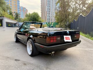 1992 BMW 3 серии 318i II (E30), чёрный, 2500000 рублей, вид 5