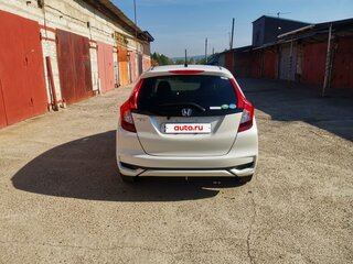 2018 Honda Fit III Рестайлинг, белый, 1255000 рублей, вид 4