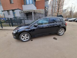 2013 Volkswagen Golf VII, чёрный, 1000000 рублей, вид 4