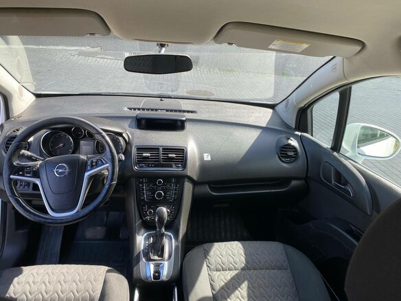 2013 Opel Meriva B, белый, 450000 рублей - вид 9