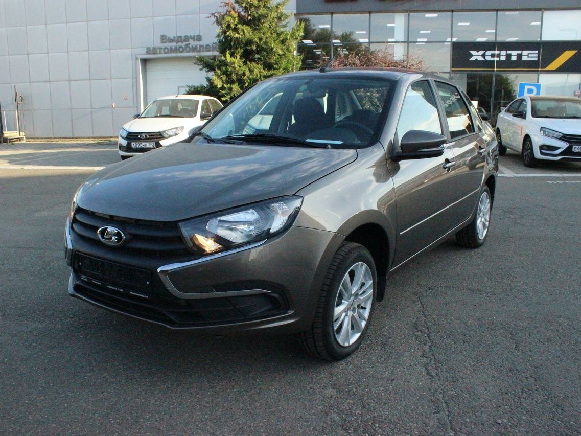 Открыть фотографии: Lada (ВАЗ) Granta I Рестайлинг